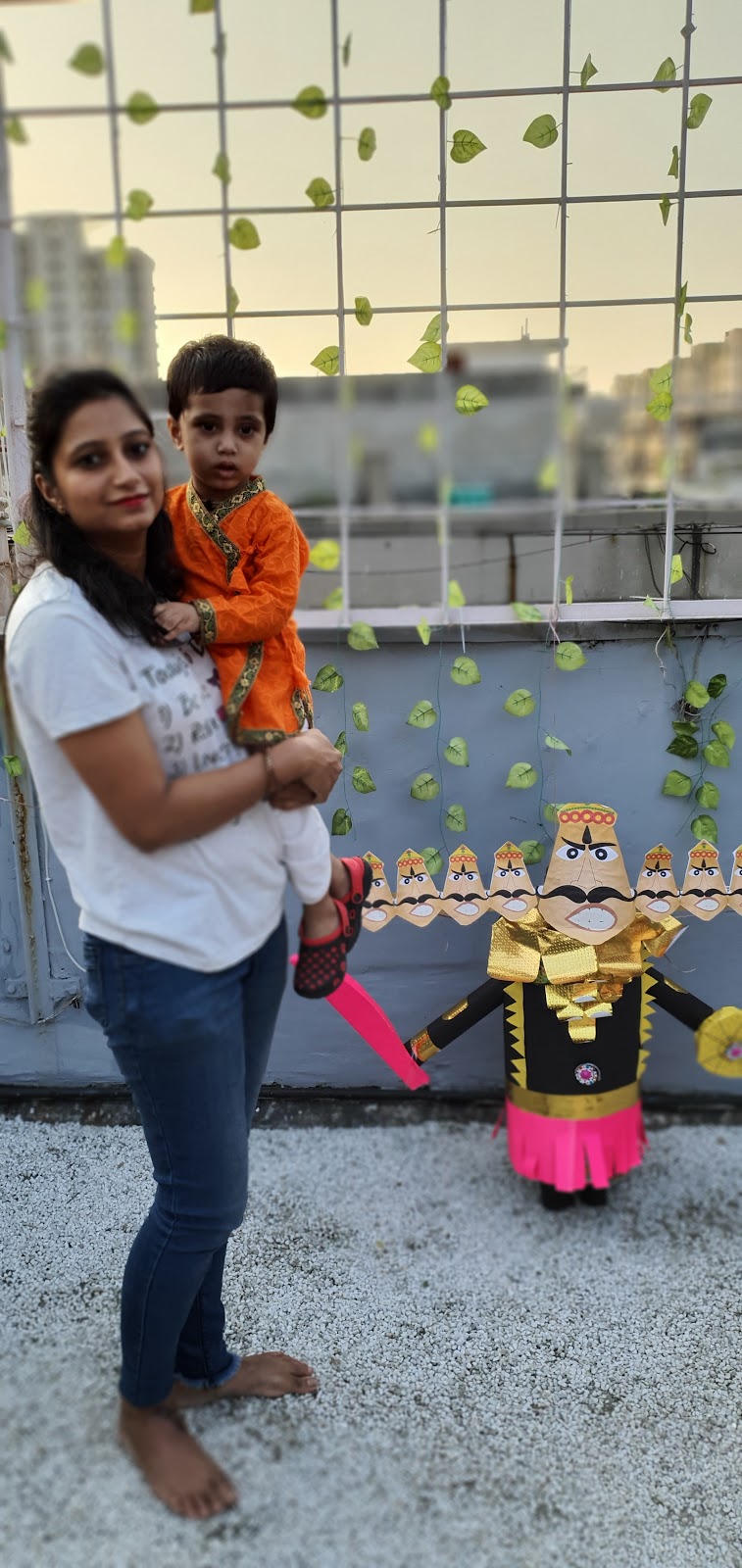 Uptown - Rooftop Cafe - Party Place