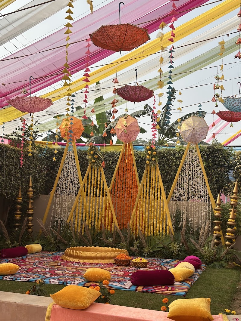 Floral impressions Decorator